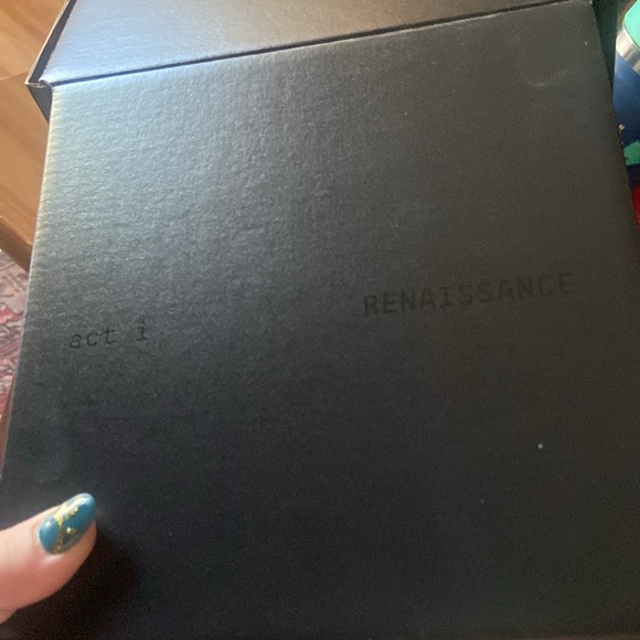 COPY - Beyonce renaissance act i box/pose 4 collectible - Picture 8 of 8